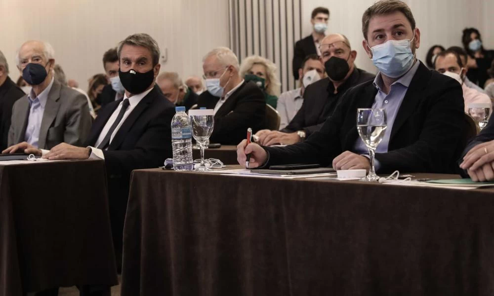 ΚΙΝΑΛ: Συνέχεια στον «σκοτωμό» για τις εκλογές – Ανδρουλάκης: Κάποιοι θέλουν να τις κάνουν μάχη μηχανισμών